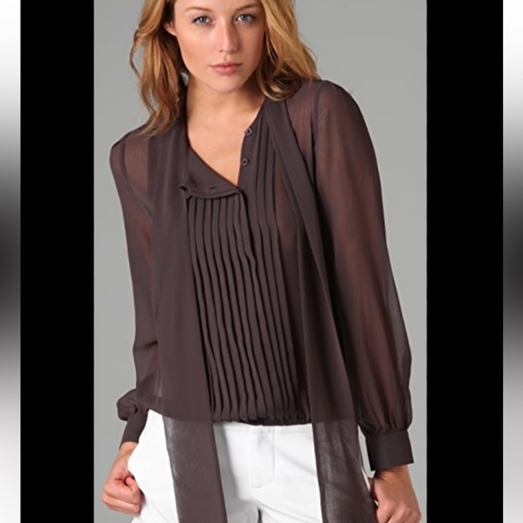 ✨HostPick✨⬇️💲ALICE + OLIVIA Slate pleated/ tie colar blouse - Picture 2 of 11